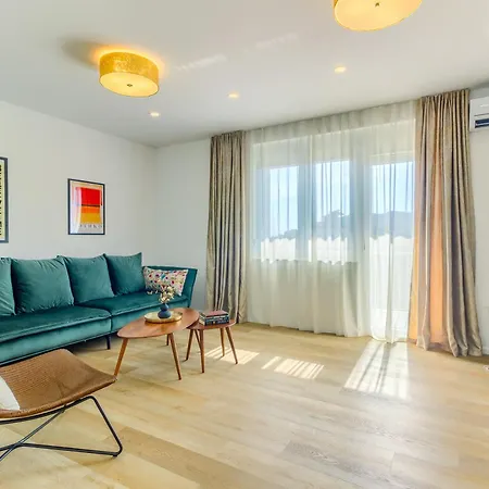 West View * 斯普利特