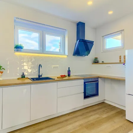 West View * 斯普利特