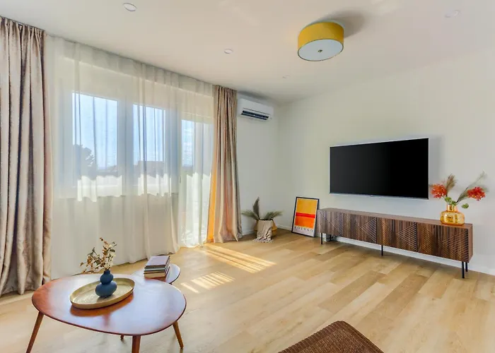 Apartman West View *