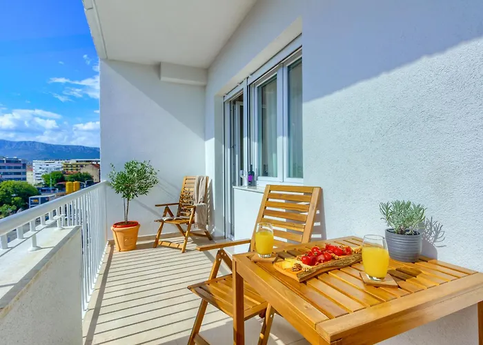 Apartman West View *